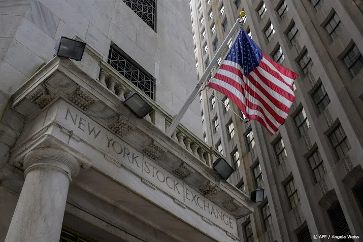 chipmaker intel flink hoger op positief wall street