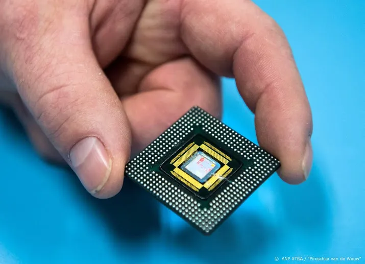 chipmaker nxp voorziet kwartaalverlies tot 237 miljoen dollar