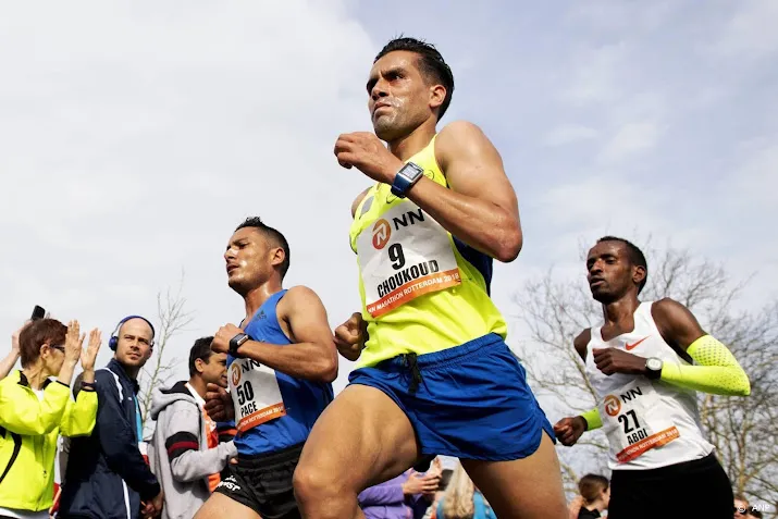 choukoud in bloedvorm mikt in marathon amsterdam op 18e titel