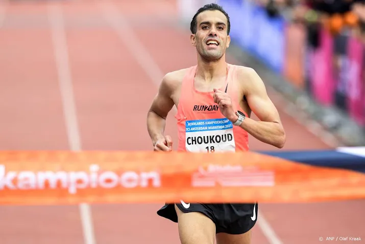 choukoud prolongeert nederlandse marathontitel in recordtijd