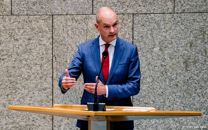 christenunie wil basisbeurs van 500 euro voor uitwonende student