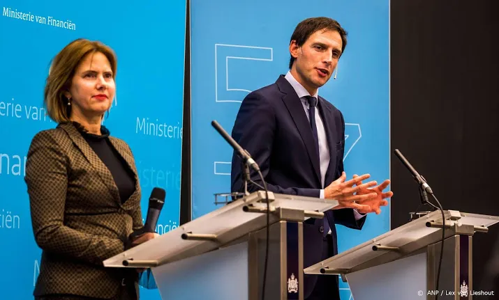 cnv blij met klm initiatief kabinet