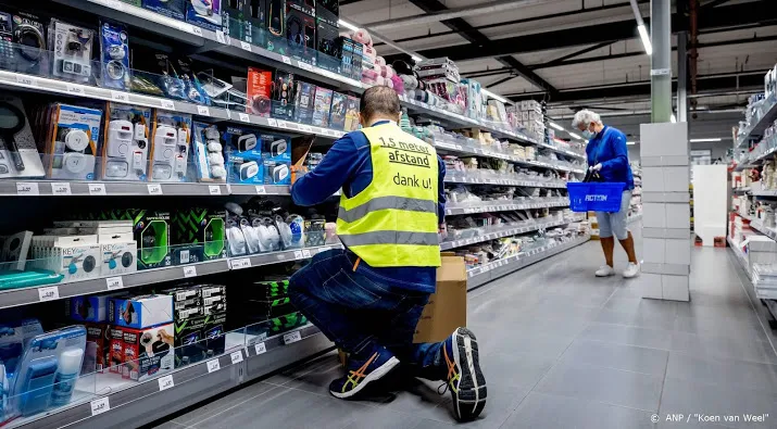cnv onderzoek werkgevers steeds lakser met coronaregels