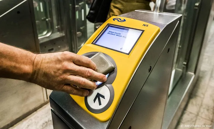 cnv vakmensen meer mensen zoeken ander werk door hoge reiskosten