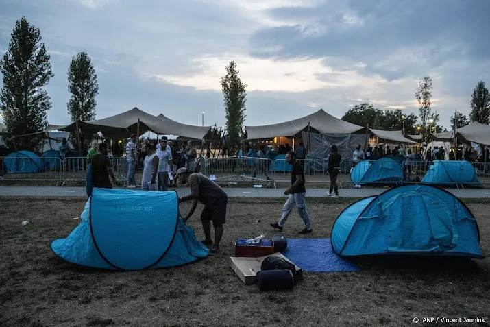 coa weer mensen buiten in nacht dinsdag op woensdag in ter apel