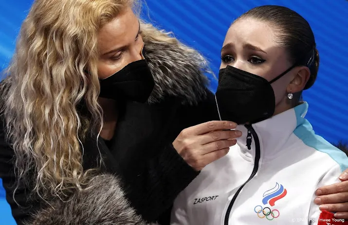 coach foetert valieva uit waarom geef je het zo weg