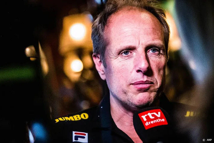 coach orie lyrisch over schaatskampioen krol