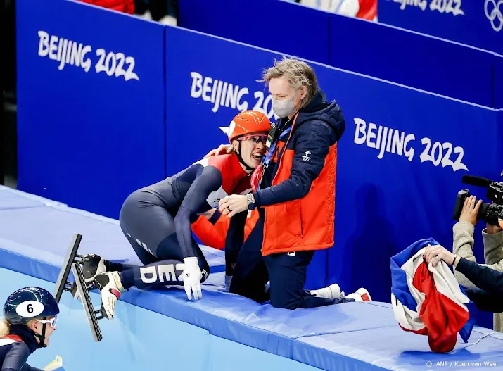 coach otter na goud shorttrackvrouwen dit is mijn mooiste titel