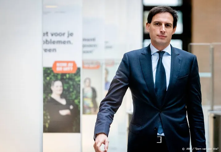 coalitie buigt zich over politieke leiding fiscus