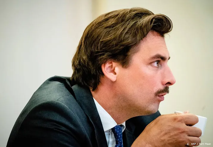 coc eist excuses van baudet voor uitschelden journalist met homo
