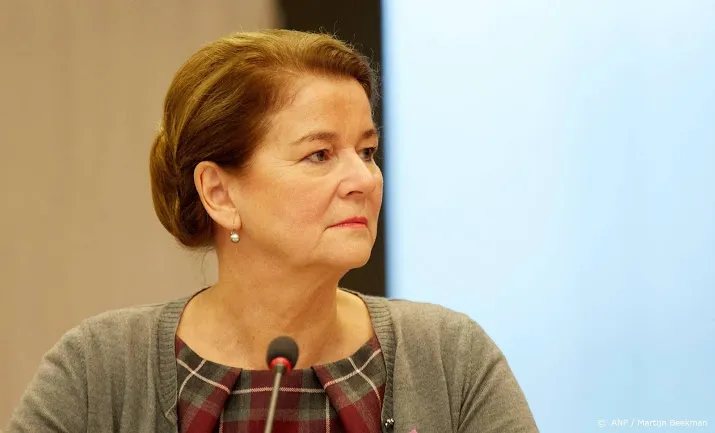college maastricht overleeft spionagedebat
