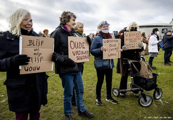 college overheid moet meer doen tegen seksuele intimidatie