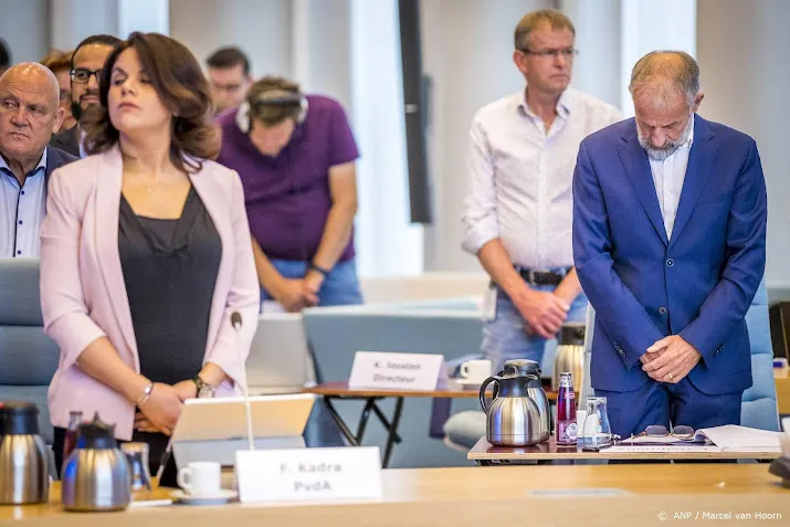 college weert mag mails ex burgemeester nog niet openbaar maken