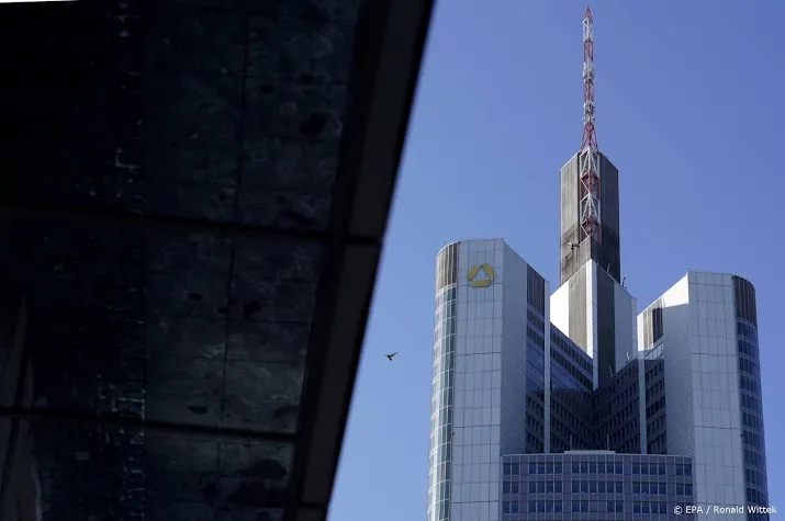 commerzbank rekent op vertrek 15 procent klanten