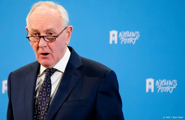 commissaris remkes neemt afscheid