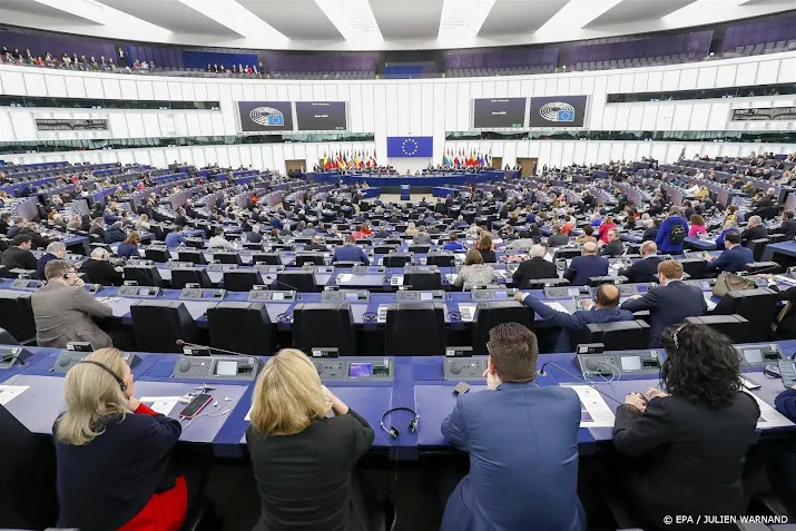 commissie stelt twee extra nederlandse zetels europarlement voor