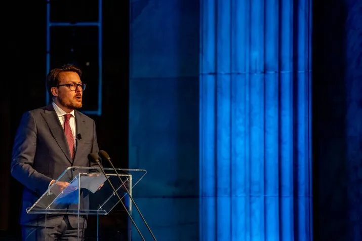 constantijn bezorgd over culturele expressie