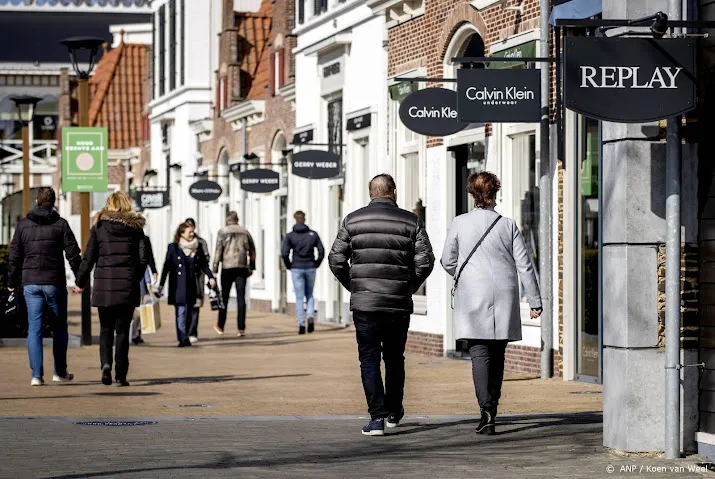 consumenten minder somber over economie in december