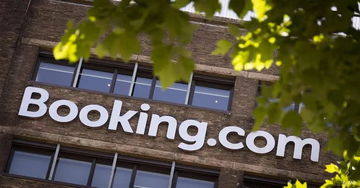consumentenbond booking com blijft consumenten misleiden