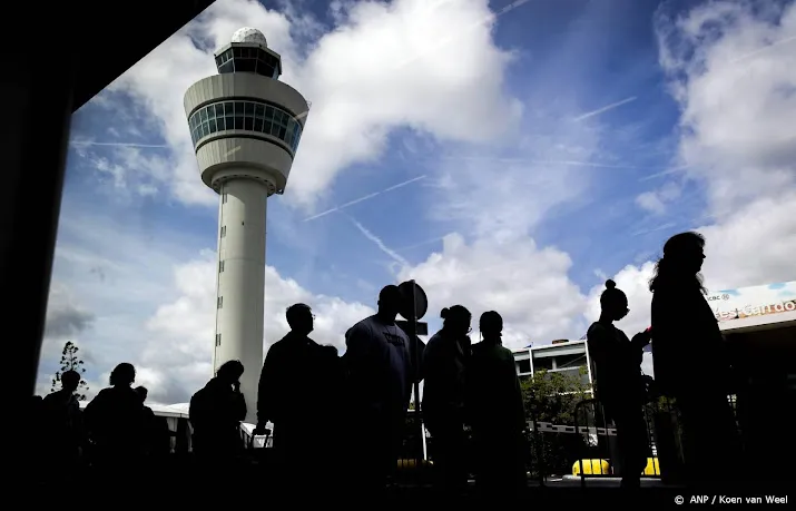 consumentenbond reiziger gedupeerd door wanbeleid schiphol
