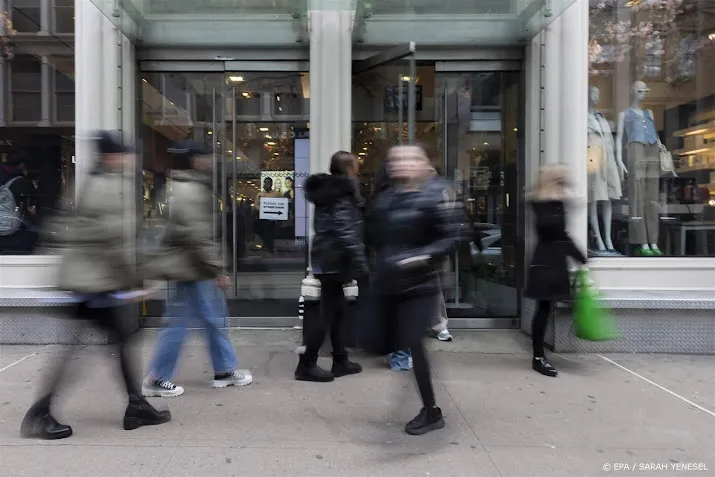 consumentenvertrouwen vs daalt tot laagste stand in negen maanden