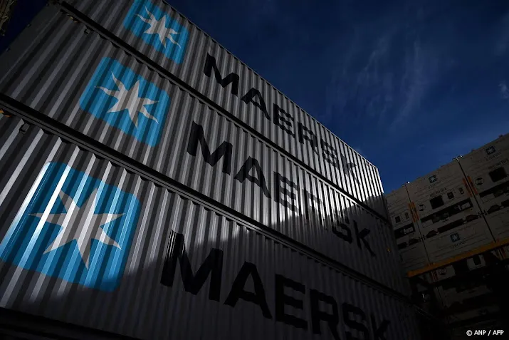 containerrederij maersk pauzeert doorvoer rode zee na aanvallen