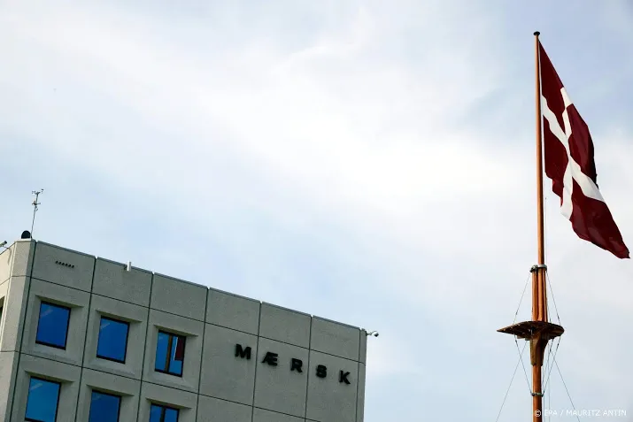 containerschip vaart op frituurvet naar china