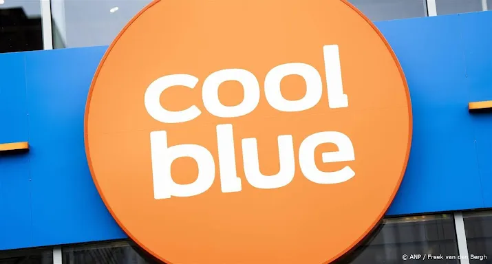 coolblue boekt recordomzet groeit verder met bcc winkels