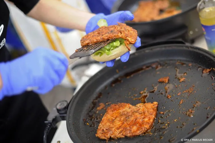 coop waarschuwt voor plantaardige schnitzels van varkensvlees