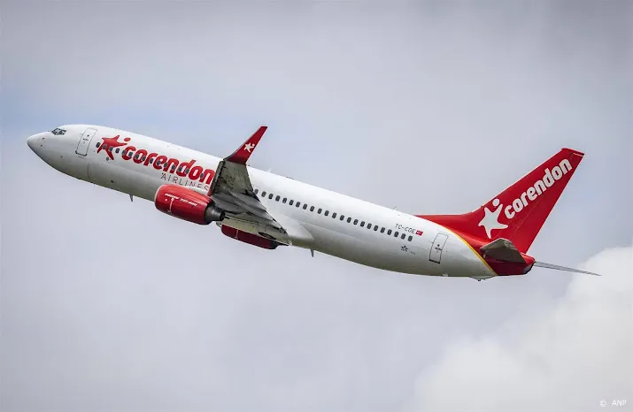 corendon ziet wel heil in plannen van schiphol