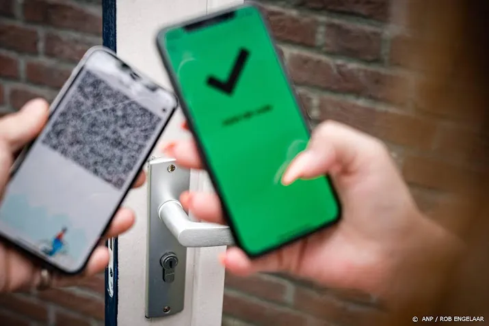 corona apps van de overheid staan op miljoenen telefoons