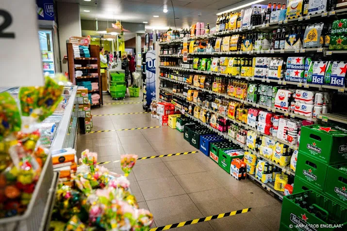 coronacrisis zorgt voor topjaar supermarkten en webshops