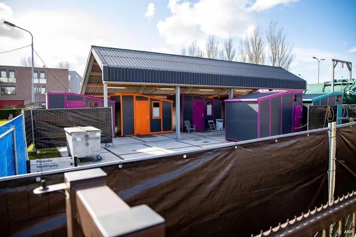 coronapatient in isolatie in containerhuisje hoofddorp