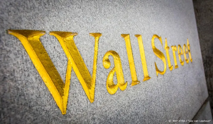coronavrees drukt stemming op wall street