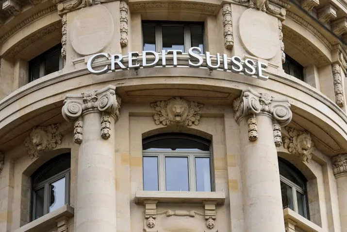 credit suisse schikt fraudeonderzoek vs