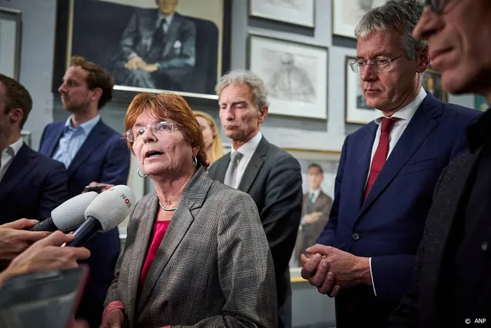 crisisberaad bij onderwijsvakbond aob