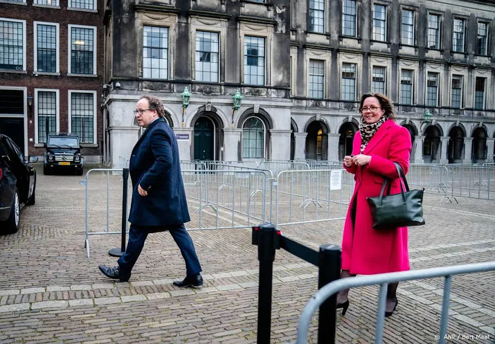 crisisministers laten taken overnemen wegens verkenning