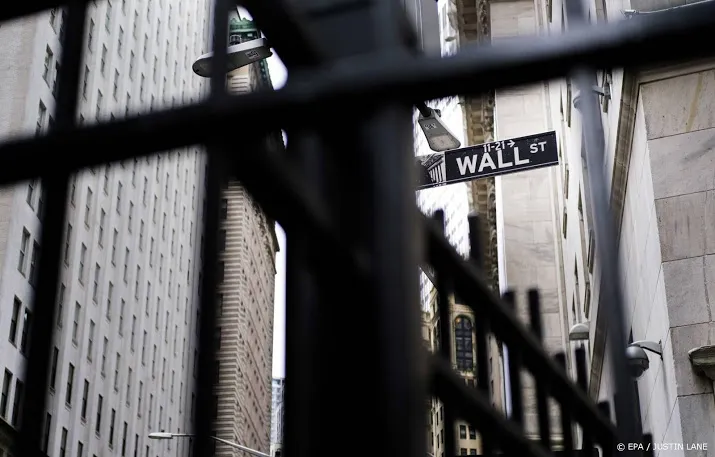 cryptobedrijven en amazon in belangstelling op wall street