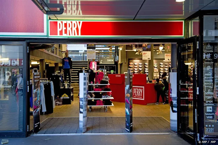 curator meerdere partijen interesse in bedrijf achter perry sport