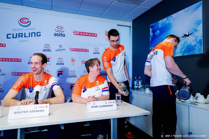 curlers mikken bij ek op halve finales