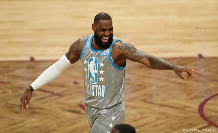curry schiet team lebron naar winst van all star wedstrijd