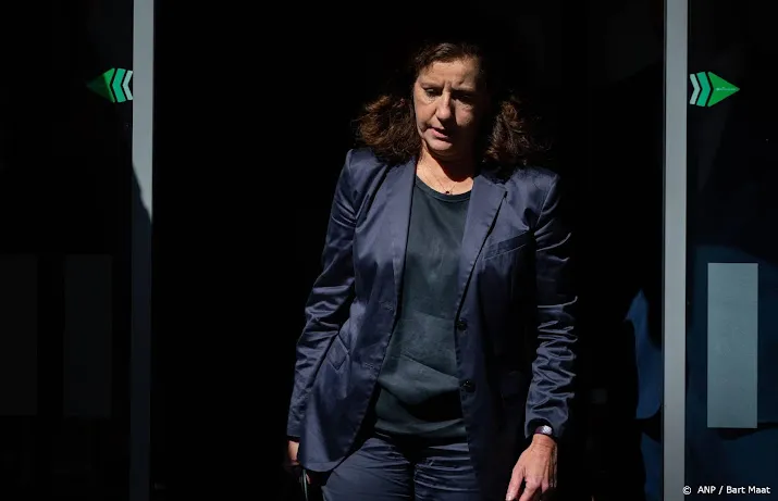 d66 bewindslieden getergd en verdrietig na vertrek kaag