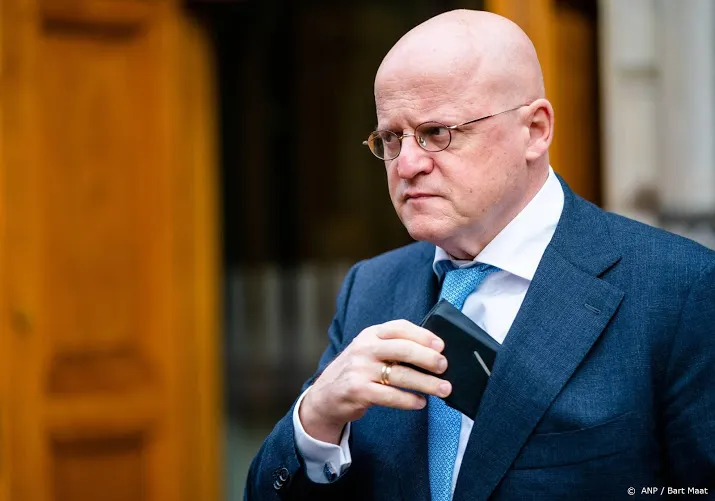 d66 en vvd willen uitleg over benoeming in euthanasiecommissie