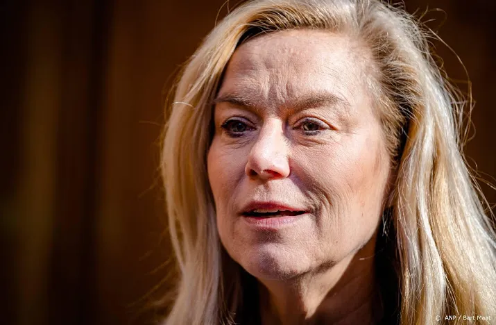 d66 krijgt er nog een kamerzetel bij vvd verliest een zetel
