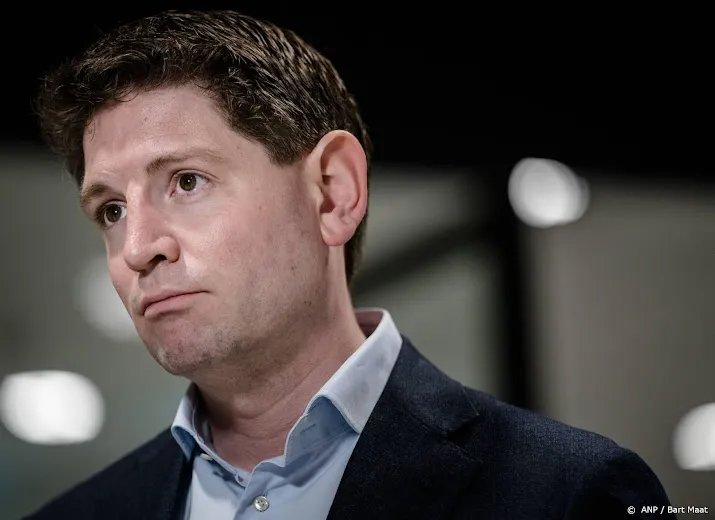 d66 van drimmelen met klem gevraagd lidmaatschap op te zeggen