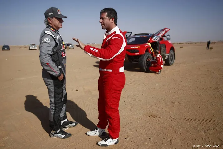 dagzege nummer 42 binnen voor dakar veteraan sainz