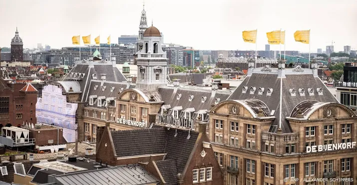dam stroomt vol voor protest tegen racisme