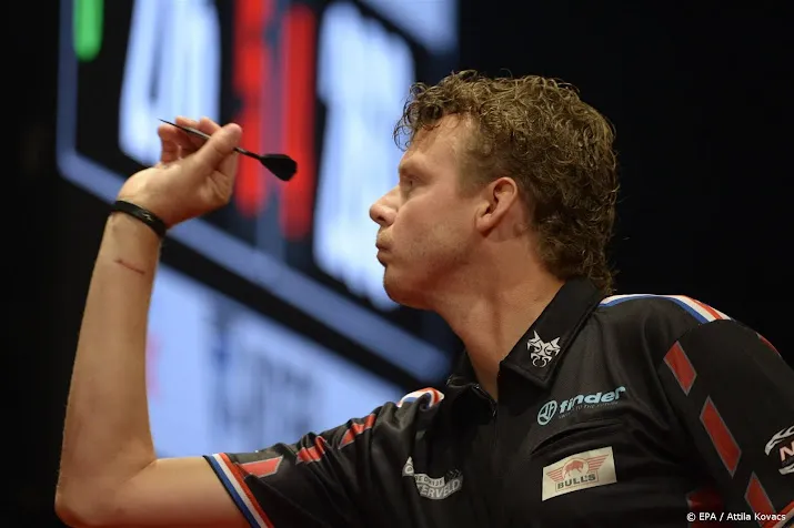 darter veenstra stunt met zege op wereldkampioen smith