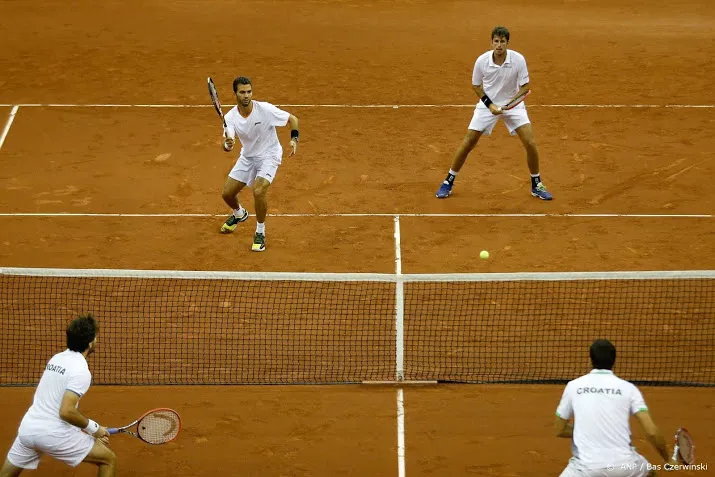 daviscup finals elf dagen en mogelijk verdeeld over drie steden