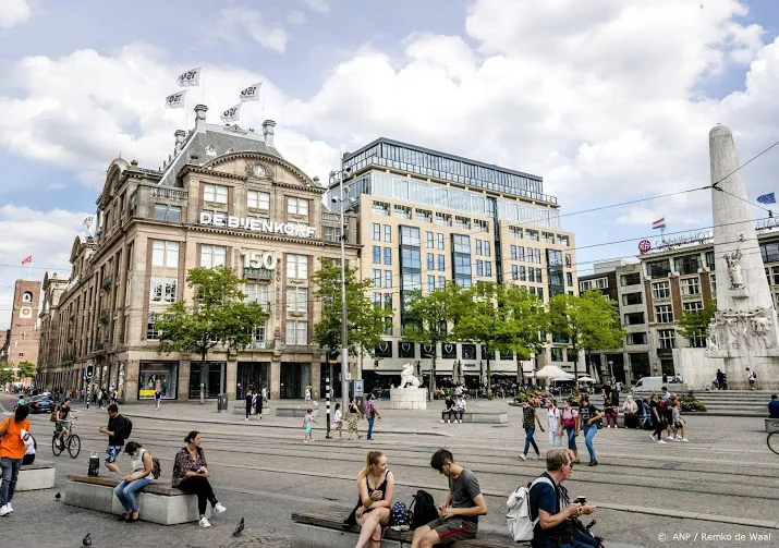 de bijenkorf is weer open voor spontane winkelbezoekjes